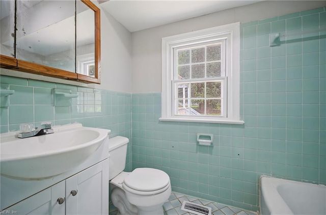913 Jackson DR, Williamsburg, VA 23185