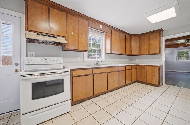 913 Jackson DR, Williamsburg, VA 23185