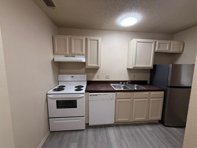 4405 Avenue A Ave 6, Austin, TX 78751