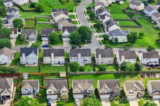 9621 Rothman Lane, Charlotte, NC 28215