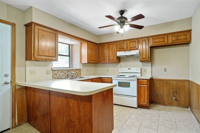 1909 Camellia Street, Denton, TX 76205