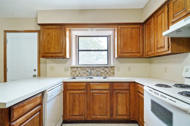 1909 Camellia Street, Denton, TX 76205