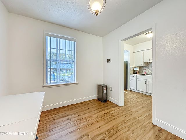 1981 EAST Road, Jacksonville, FL 32216
