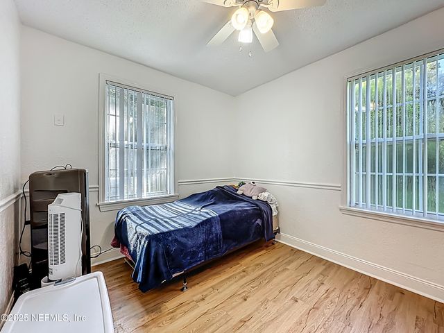 1981 EAST Road, Jacksonville, FL 32216