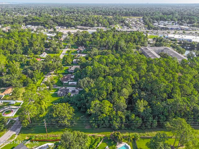 1981 EAST Road, Jacksonville, FL 32216
