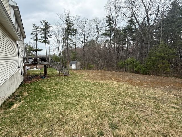 4 Waxen Way, Shirley, MA 01464