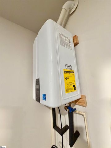 111 Terpack Court, Gray Court, SC 29645