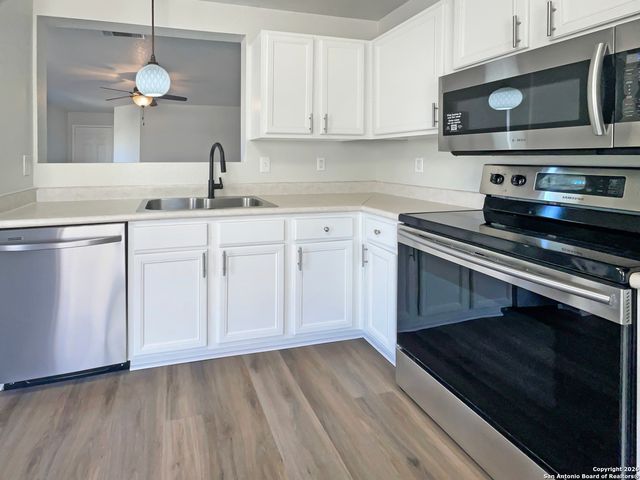 2903 Edison, San Antonio, TX 78245