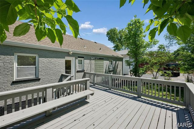 9743 Tesson Ferry Road, Affton, MO 63123