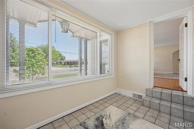 9743 Tesson Ferry Road, Affton, MO 63123