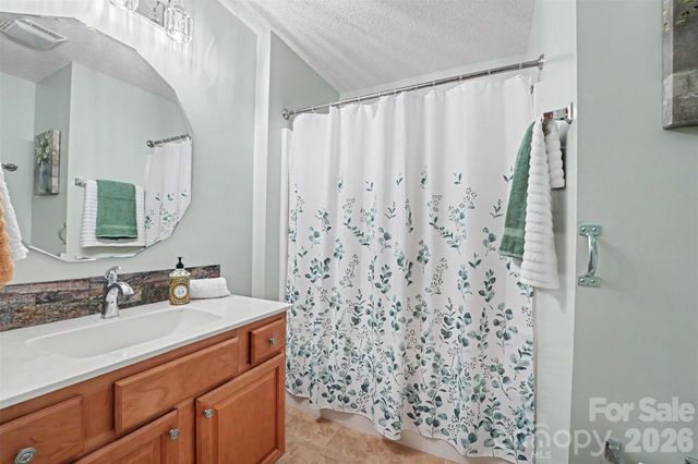 124 Keswick Lane, Mooresville, NC 28117