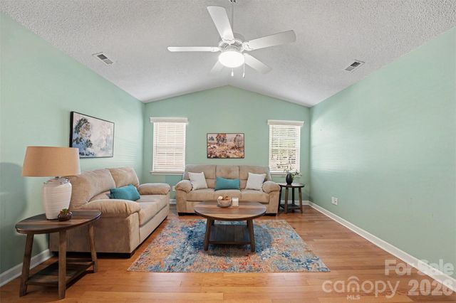 124 Keswick Lane, Mooresville, NC 28117