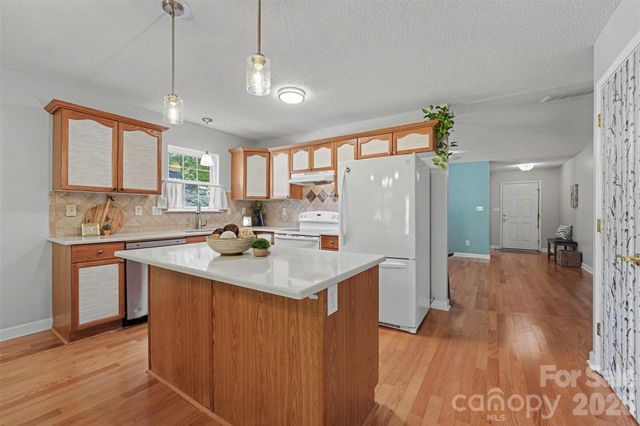 124 Keswick Lane, Mooresville, NC 28117