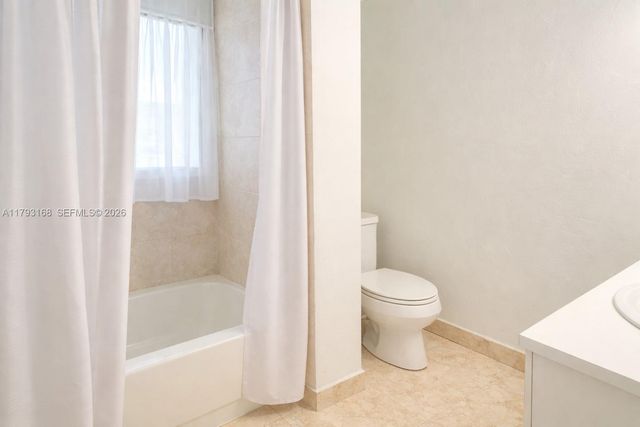 8305 SW 152nd Avenue A411, Miami, FL 33193