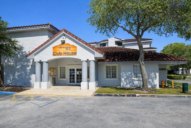 8305 SW 152nd Avenue A411, Miami, FL 33193