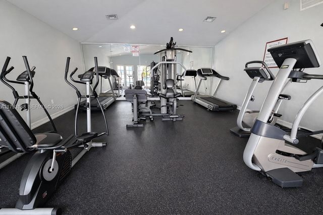 8305 SW 152nd Avenue A411, Miami, FL 33193