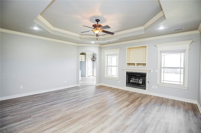 2715 W Vanike Drive, Fayetteville, AR 72704