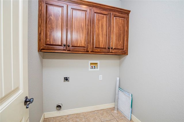 2715 W Vanike Drive, Fayetteville, AR 72704