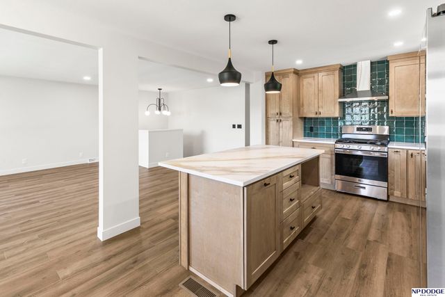 354 E Baronage Drive, Blair, NE 68008