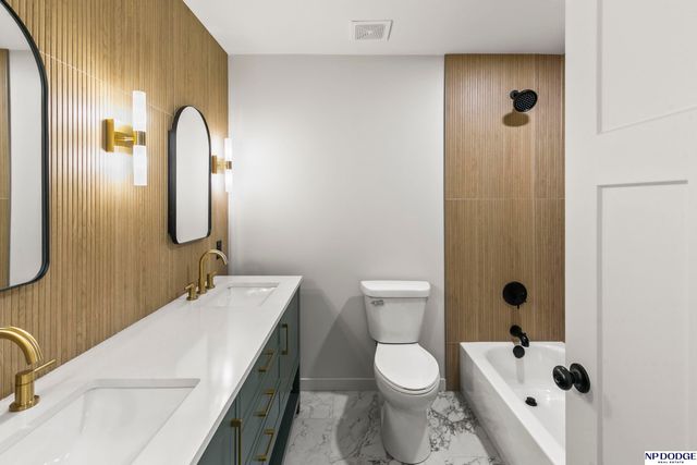 354 E Baronage Drive, Blair, NE 68008