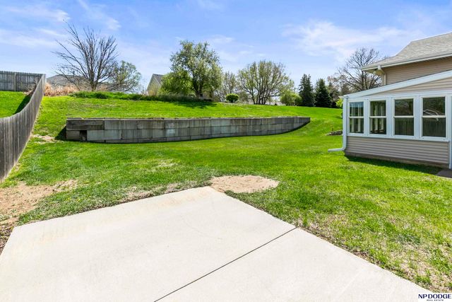 354 E Baronage Drive, Blair, NE 68008