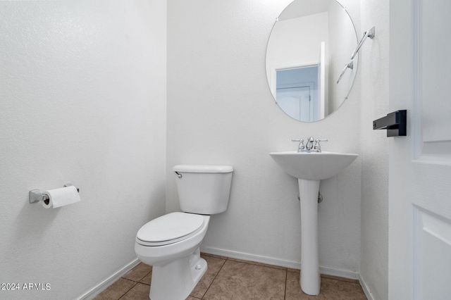 3771 E Kristal Way, Phoenix, AZ 85050