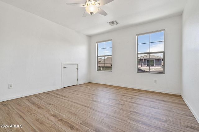 3771 E Kristal Way, Phoenix, AZ 85050