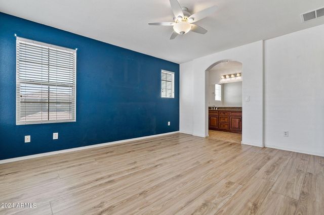 3771 E Kristal Way, Phoenix, AZ 85050