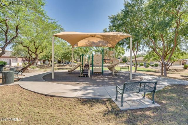 3771 E Kristal Way, Phoenix, AZ 85050