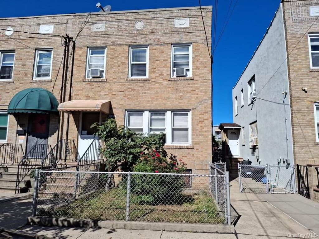 21-23 29 Avenue, Astoria, NY 11102 — photo 3