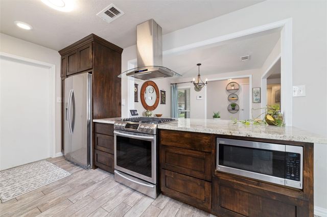 15118 Stillcreek Drive, Houston, TX 77070