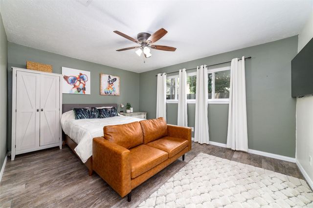 15118 Stillcreek Drive, Houston, TX 77070