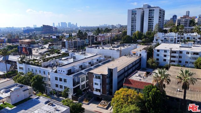 1115 Hacienda Place, West Hollywood, CA 90069