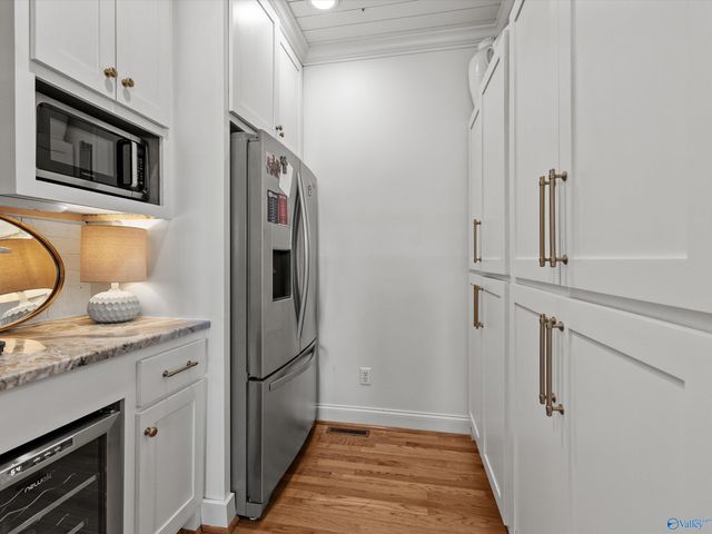 2665 Signal Point Road, Guntersville, AL 35976