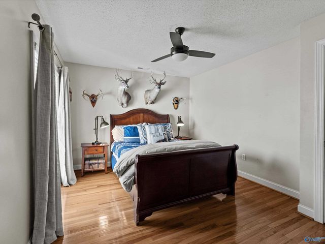 2665 Signal Point Road, Guntersville, AL 35976