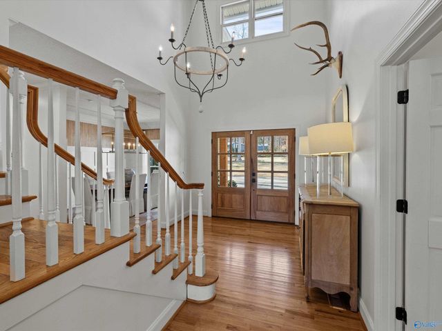 2665 Signal Point Road, Guntersville, AL 35976