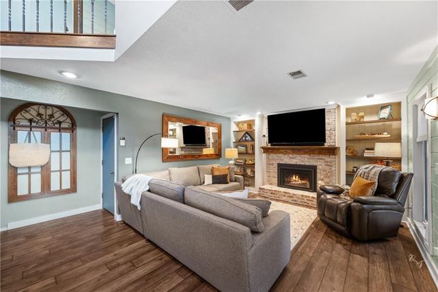 1100 E Cothrell Street, Olathe, KS 66061