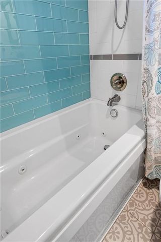 1100 E Cothrell Street, Olathe, KS 66061