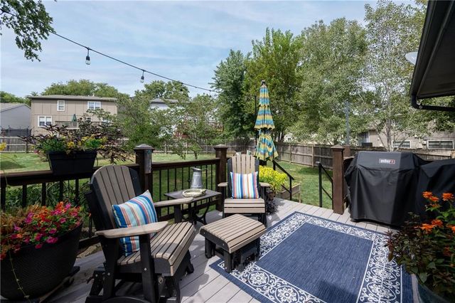 1100 E Cothrell Street, Olathe, KS 66061