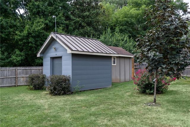 1100 E Cothrell Street, Olathe, KS 66061