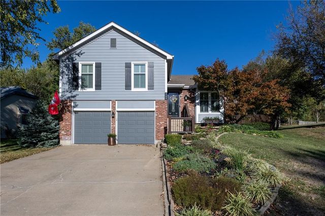 1100 E Cothrell Street, Olathe, KS 66061