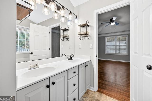 5683 Riverside Walk Drive, Sugar Hill, GA 30518