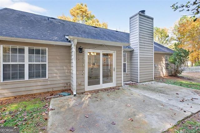 5683 Riverside Walk Drive, Sugar Hill, GA 30518