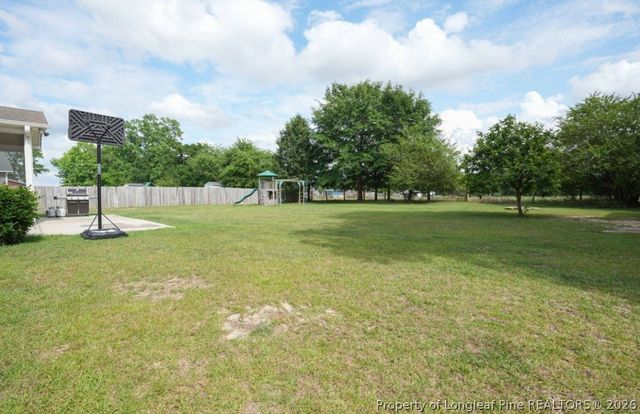 401 Brownstone Drive, Raeford, NC 28376