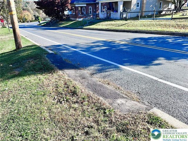 2317 East Lizard Creek Road, East Penn Twp, PA 18235