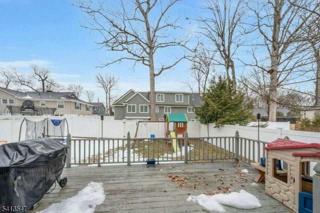 177 Chestnut Dr, Wayne Twp., NJ 07470