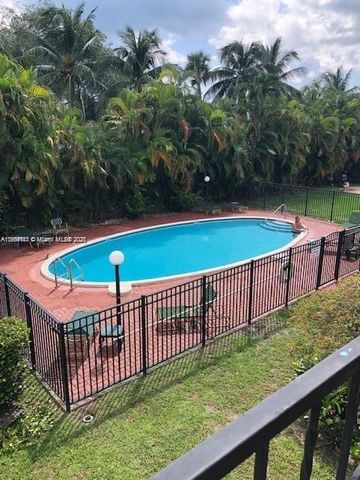 1431 S 14th Ave 206, Hollywood, FL 33020