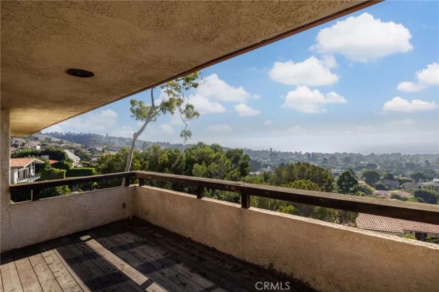 2329 Via Olivera, Palos Verdes Estates, CA 90274