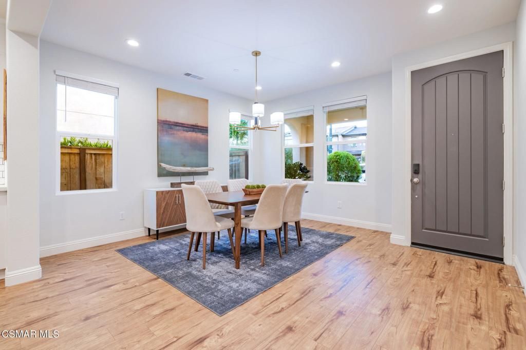 Image 11 of property listing at 440 Alabama Street, Ventura, CA 93001