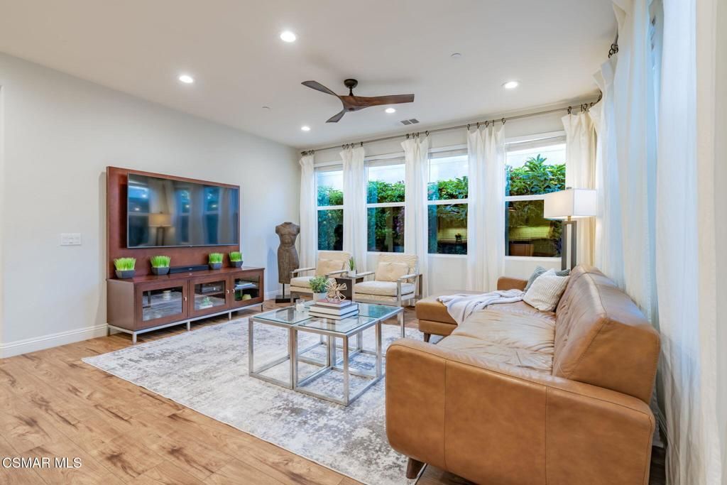 Image 24 of property listing at 440 Alabama Street, Ventura, CA 93001